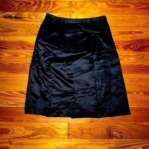 Black 100% Silk Pleated Skirt Limited Size 6 NEW